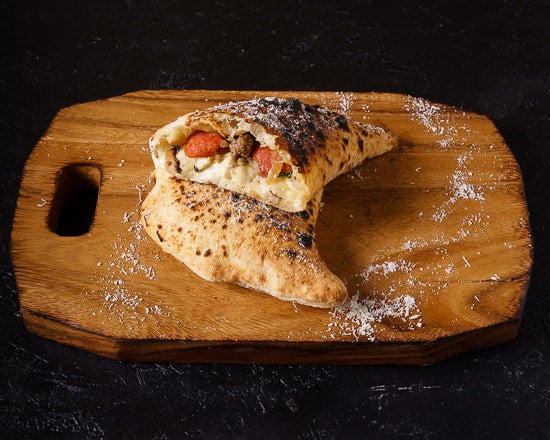 Calzone Con Carne Presto Italian Street Food